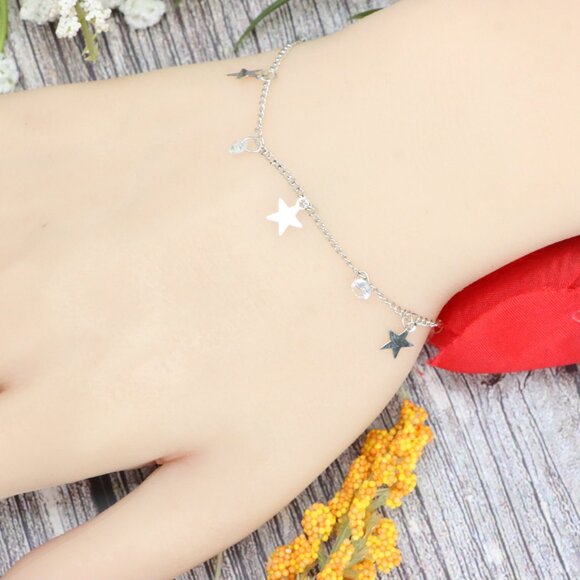 "Trendy Handmade Bracelet – A Stylish Gift for Women & Girls, MAR092130 - Picture 1 of 10